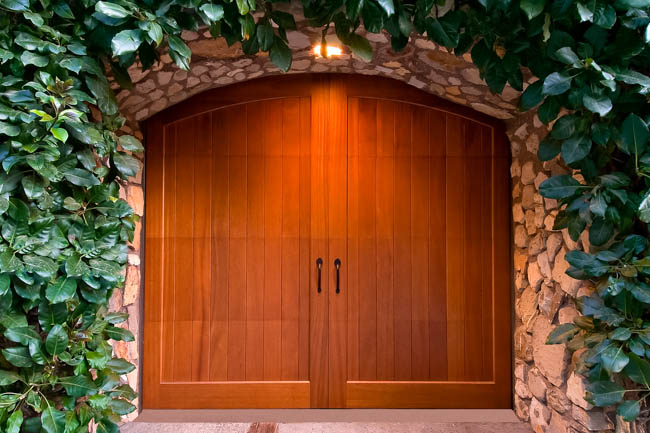 custom garage doors vancouver